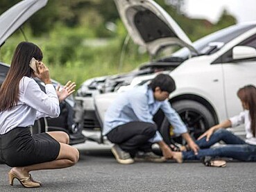 Got Into An Accident? Here’s What You Should Do Got Into An Accident? Here’s What You Should Do