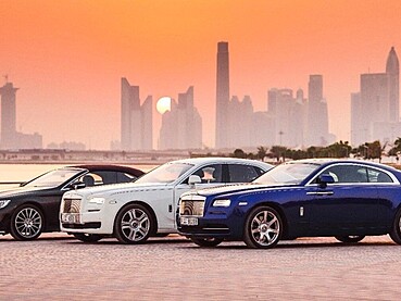 Blockchain in Luxury Car Rentals Blockchain in Luxury Car Rentals