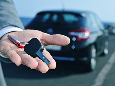 Reasons to Choose Car Rental Over Taxi Service Reasons to Choose Car Rental Over Taxi Service