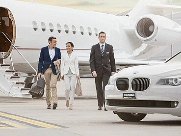 Luxury Car Rentals for Business Travel: The New Standard in Corporate Mobility