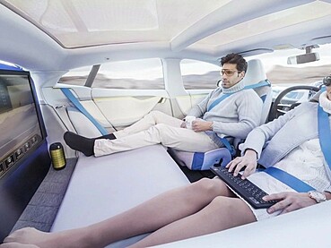 What to Expect from Autonomous Luxury Vehicles in the Rental Market in the Future